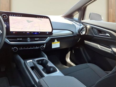 New 2026 Chevrolet Equinox EV LT FWD image 22