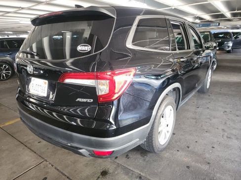 Used 2019 Honda Pilot LX image 2