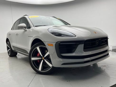 Used 2023 Porsche Macan S image 24