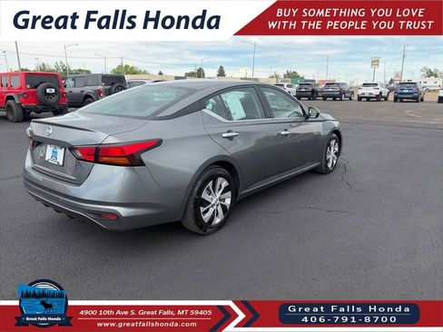 Used 2022 Nissan Altima 2.5 S w/ Driver Assist Package FWD image 6