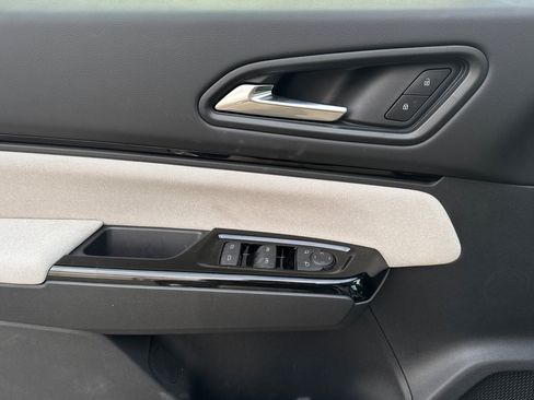 New 2026 Honda Prologue EX image 10