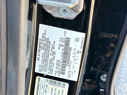 Used 2016 Ford Fusion Titanium image 39