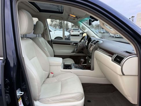 Used 2019 Lexus GX 460 Premium image 14