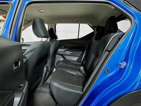 Used 2024 Nissan Kicks SV image 20