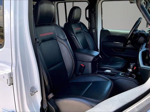 Used 2019 Jeep Wrangler Unlimited Rubicon AWD/4WD image 29
