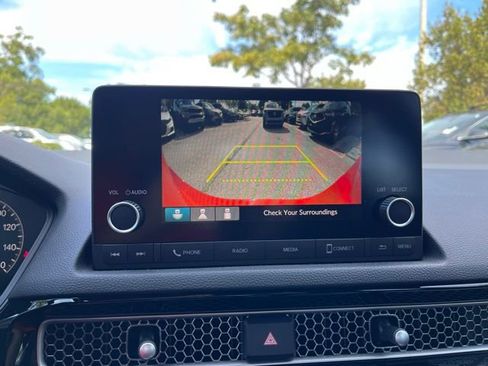 Used 2023 Honda Civic Sport image 8