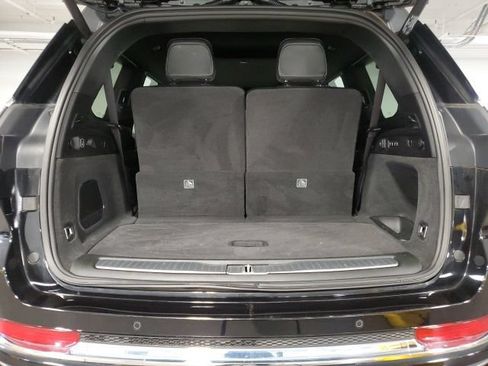 Used 2022 Jeep Grand Cherokee L Overland w/ Luxury Tech Group IV AWD/4WD image 32