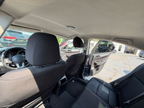 Used 2017 Subaru Legacy 2.5i Premium AWD/4WD image 14
