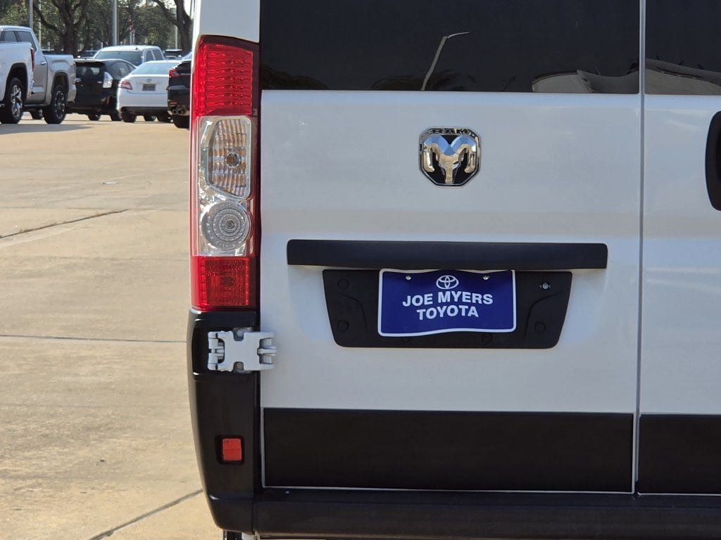 Used 2025 RAM ProMaster 2500 w/ U-Haul Equipment Group FWD image 10