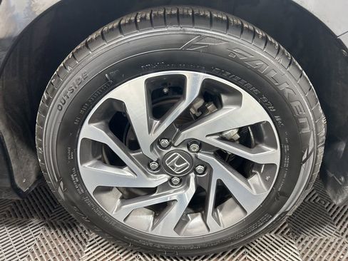 Used 2017 Honda Civic EX image 30