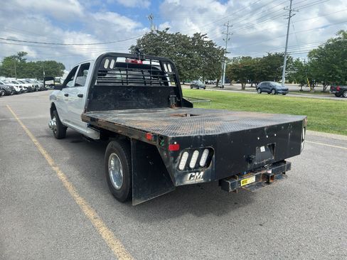 Used 2024 RAM 3500 Tradesman w/ Chrome Appearance Group AWD/4WD image 6