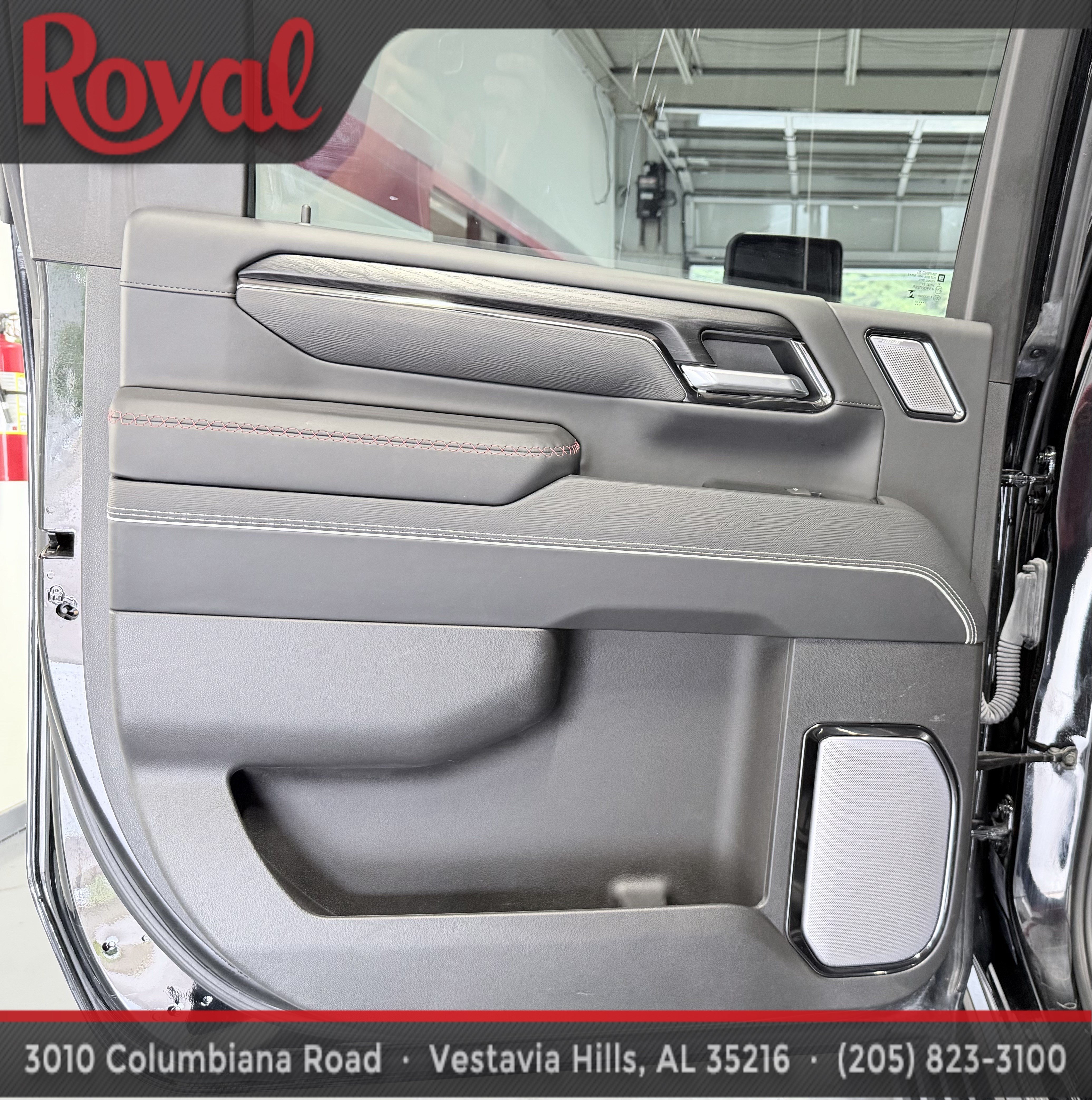 Used 2025 GMC Sierra 2500 AT4X AWD/4WD image 12