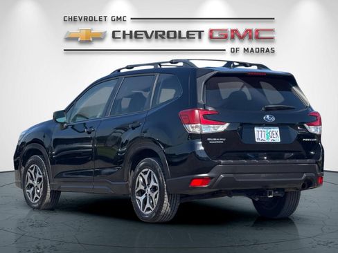 Used 2019 Subaru Forester Premium w/ Popular Package #1 AWD/4WD image 5