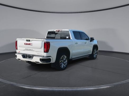 Used 2023 GMC Sierra 1500 Denali w/ Denali Reserve Package AWD/4WD image 8