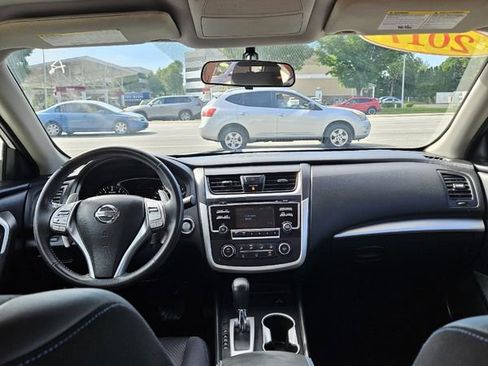Used 2017 Nissan Altima 2.5 SR w/ Midnight Edition Package FWD image 34
