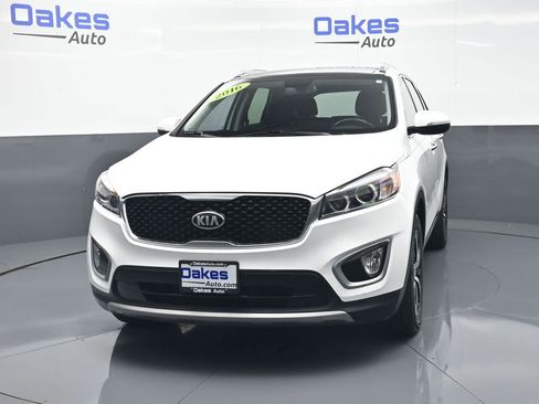 Used 2016 Kia Sorento EX w/ EX Touring Package FWD image 4