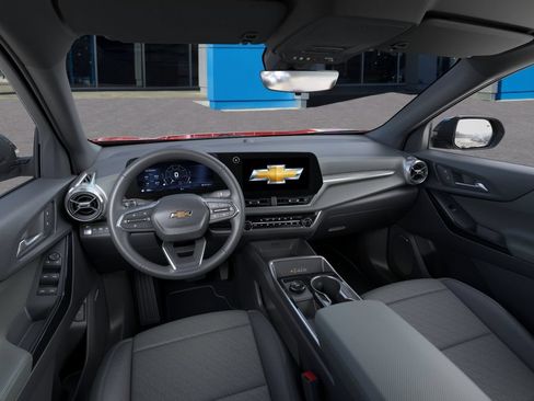New 2026 Chevrolet Equinox LT w/ Convenience Package II AWD/4WD image 15