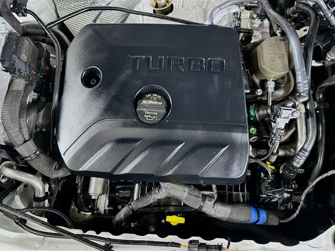 Used 2025 Buick Encore GX Preferred image 31