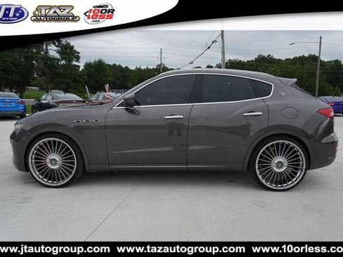 Used 2017 Maserati Levante S AWD/4WD image 5