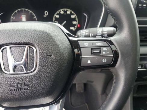Used 2023 Honda Pilot Touring image 19