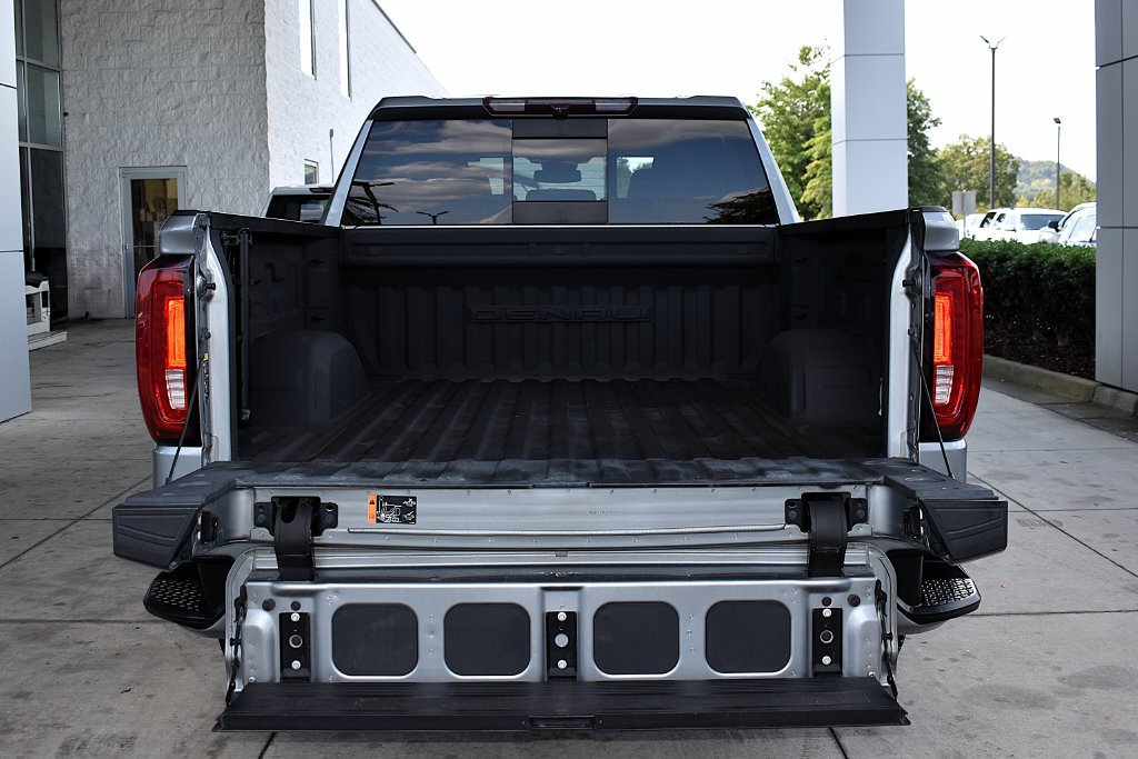 Used 2023 GMC Sierra 1500 Denali AWD/4WD image 11