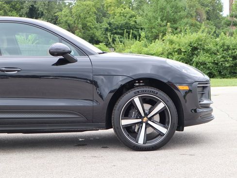 New 2025 Porsche Macan image 10