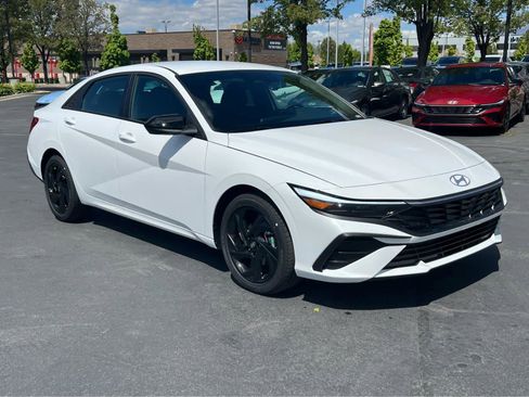 New 2026 Hyundai Elantra Sport FWD image 5