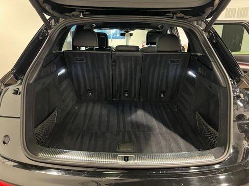 Used 2021 Audi SQ5 Prestige w/ Prestige Package image 34