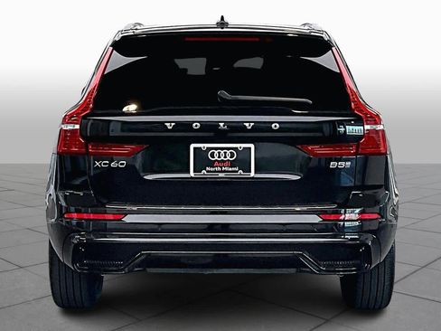 Used 2024 Volvo XC60 B5 Plus w/ Protection Package Premier image 4