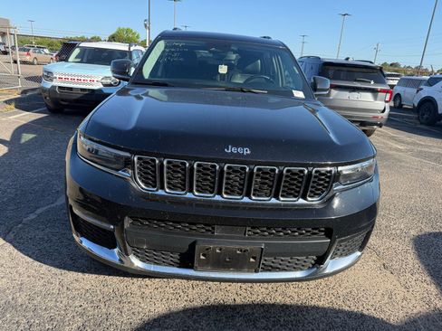 Used 2021 Jeep Grand Cherokee L Limited image 2