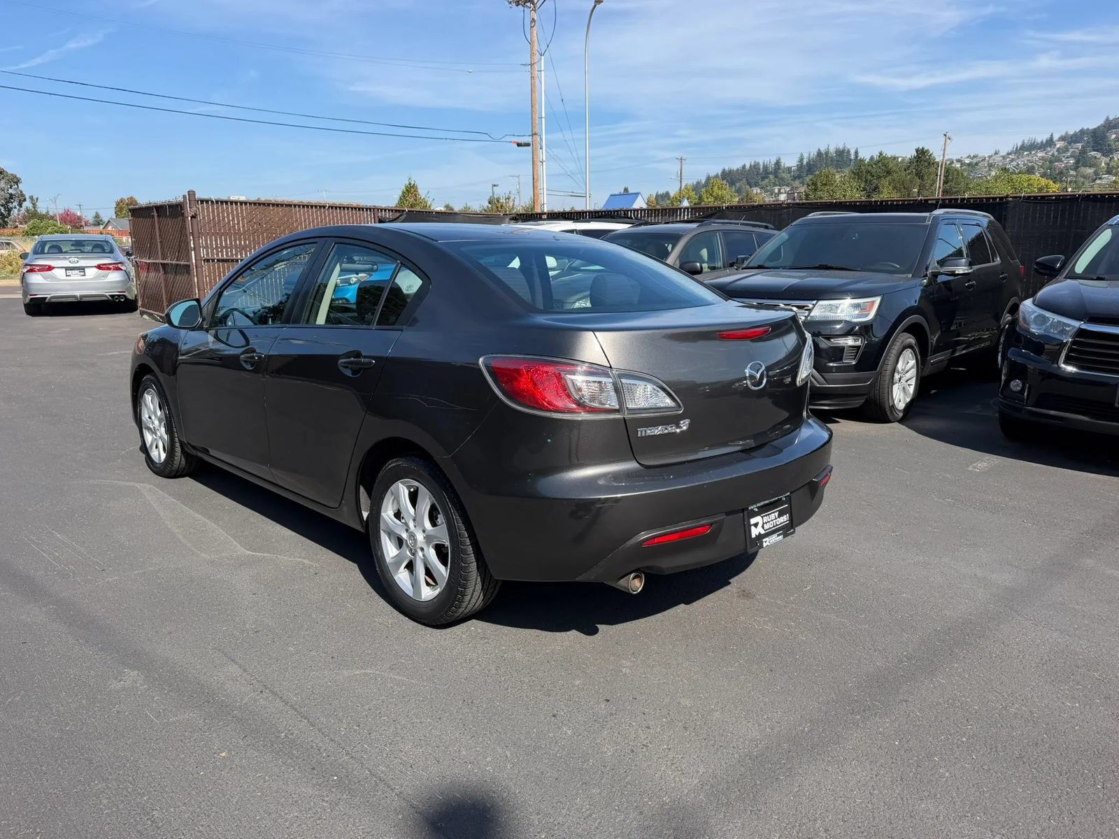 Used 2010 MAZDA MAZDA3 i Touring FWD image 6