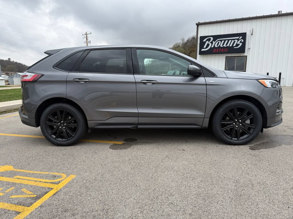 Used 2024 Ford Edge ST-Line AWD/4WD image 4