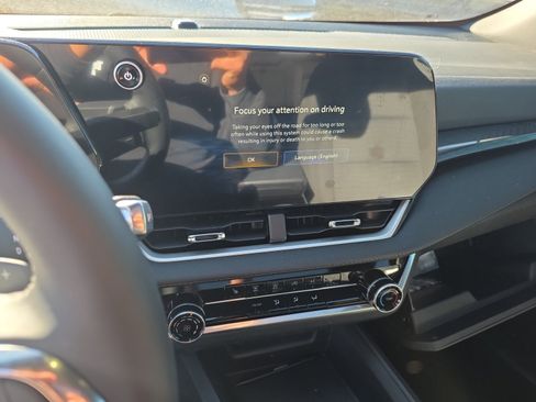 New 2026 Chevrolet Equinox LT w/ Midnight Edition image 26