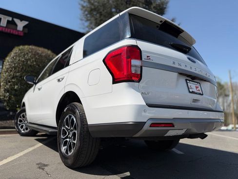 Used 2024 Ford Expedition XLT image 20