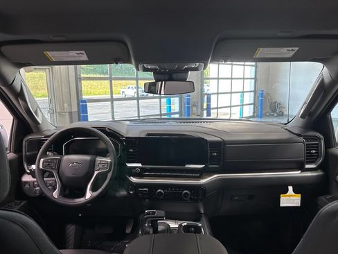 New 2026 Chevrolet Silverado 1500 RST AWD/4WD image 11