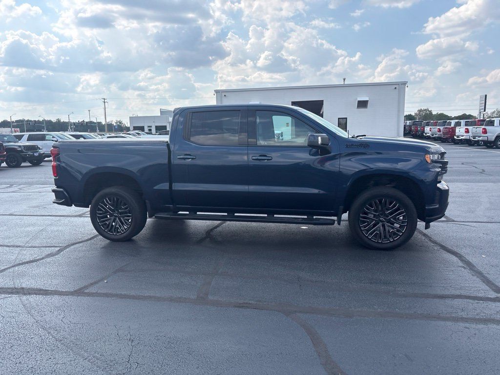 Used 2020 Chevrolet Silverado 1500 High Country w/ Technology Package AWD/4WD image 12