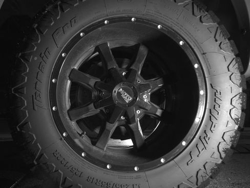 Used 2018 Ford F150 XLT w/ Equipment Group 302A Luxury AWD/4WD image 26
