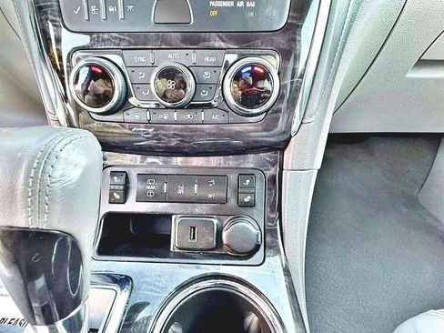 Used 2017 Buick Enclave Leather image 20