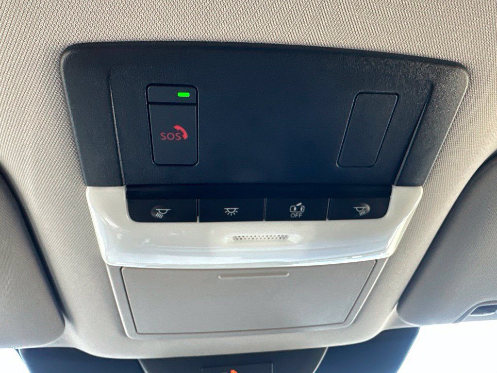 Used 2026 Nissan Pathfinder SL AWD/4WD image 24