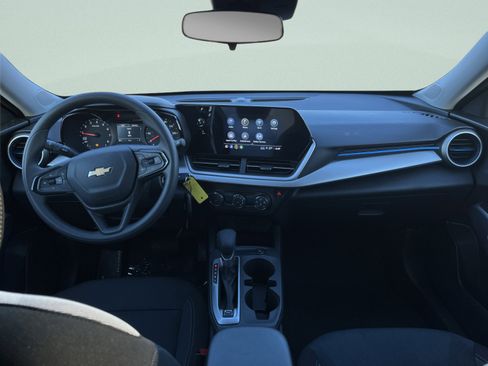 New 2026 Chevrolet Trax LS image 25