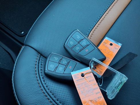 New 2026 GMC Sierra 2500 AT4 w/ AT4 Premium Plus Package image 16