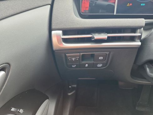 Used 2025 Hyundai Tucson Limited AWD/4WD image 22