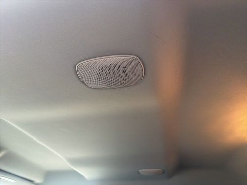 Used 2010 Dodge Ram 1500 Truck Sport image 13