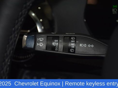 Used 2025 Chevrolet Equinox LT FWD image 10