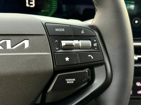 New 2026 Kia Sportage EX image 25