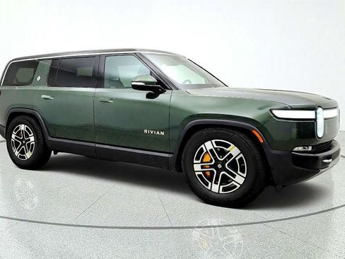 Used 2022 Rivian R1S Launch Edition Quad AWD/4WD image 3