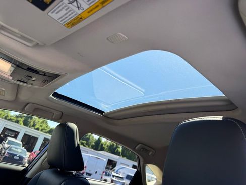 Used 2018 Lexus NX 300h AWD w/ Premium Package image 11
