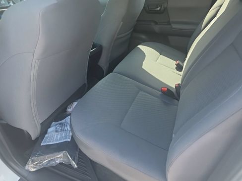 Certified 2023 Toyota Tacoma SR AWD/4WD image 13