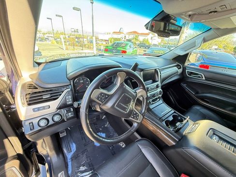 Used 2018 GMC Yukon Denali w/ Denali Ultimate Package image 10