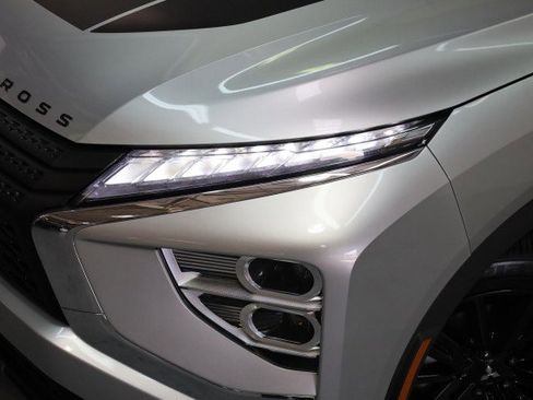 New 2026 Mitsubishi Eclipse Cross Black Edition image 2